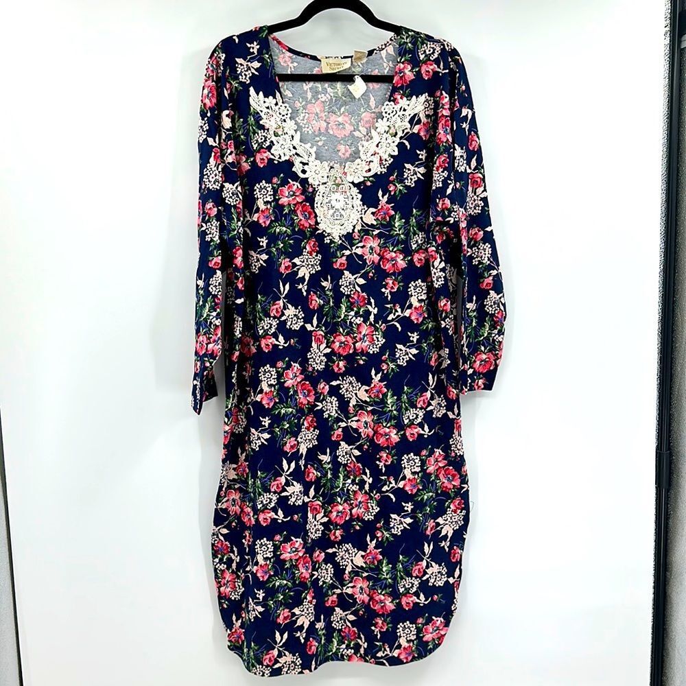 Victoria’s Secret Vintage Long Sleeve Floral Night Gown Sz‎ L NWT